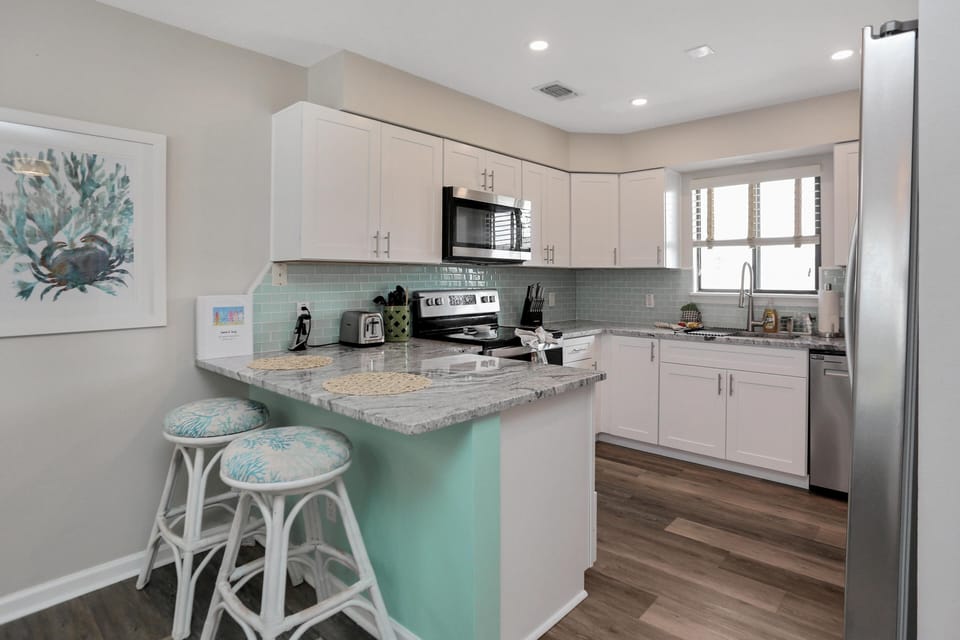House, Multiple Beds (Barrier Dunes 547  Sand and Surf) | Private kitchen | Oven, toaster