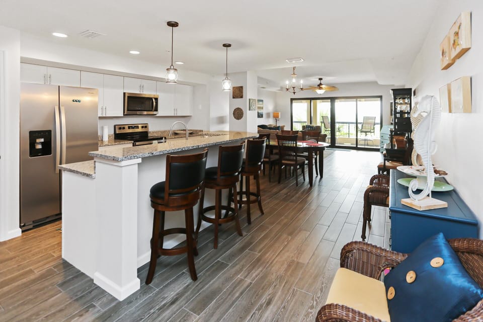 Condo, Multiple Beds (Club at Mexico Beach 2C Coastal Dream) | Dining