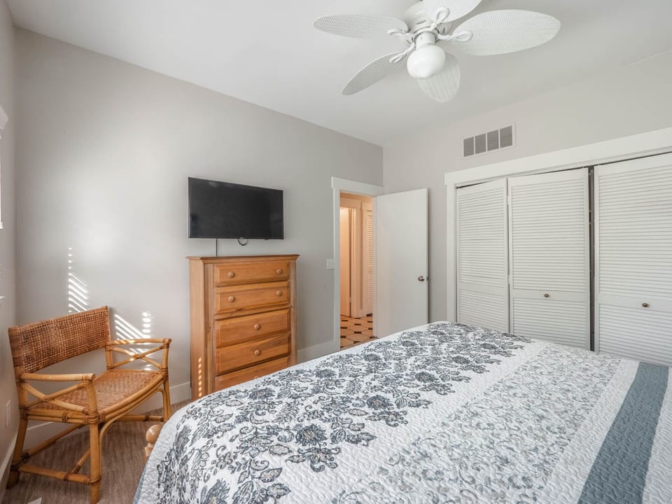 Third Bedroom - King Bed + Smart TV