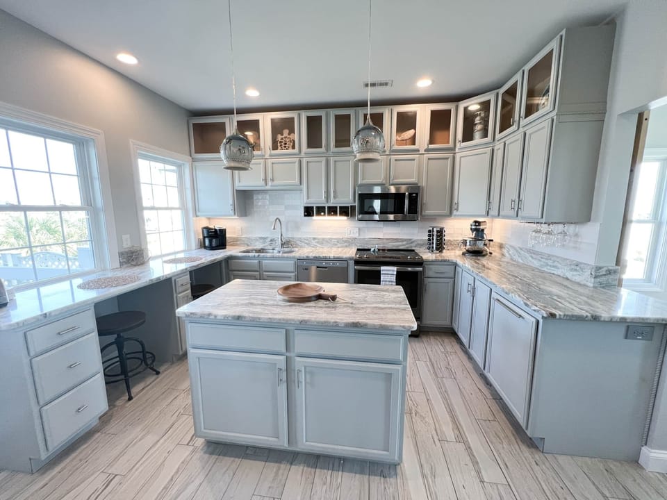The kitchen is very well equipped!