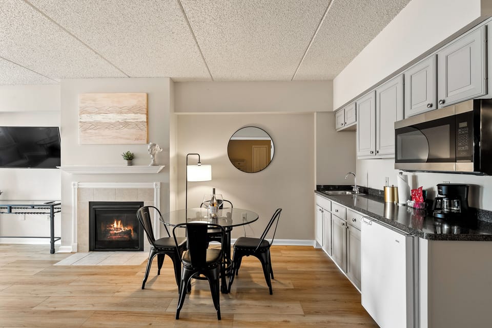 Suite, 2 Bedrooms | 1 bedroom, premium bedding, pillowtop beds, laptop workspace