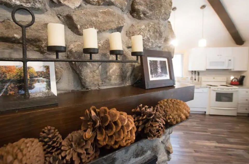 Mantle decor