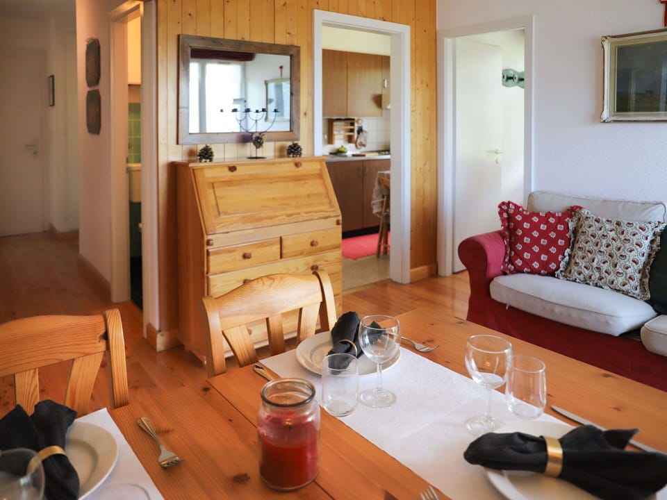 Table, Furniture, Cabinetry, Building, Picture Frame, Wood, Couch, Comfort, Interior Design, Drawer