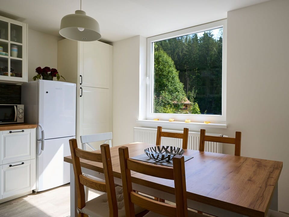 Furniture, Table, Property, Cabinetry, Chair, Window, Wood, Interior Design, Plant, Flooring