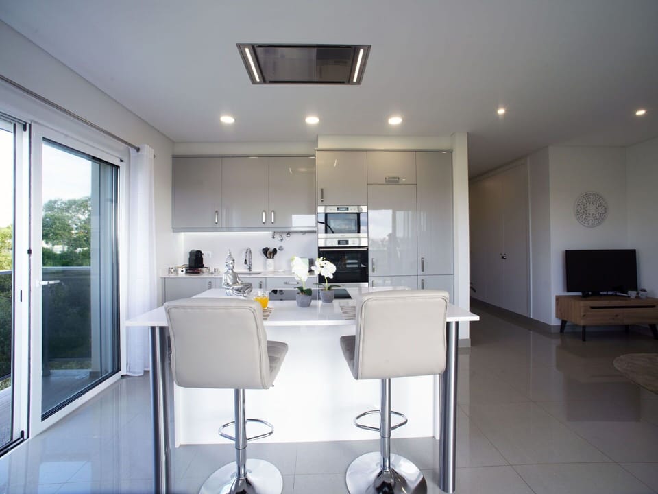Furniture, Building, Table, Interior Design, Lighting, Chair, Flooring, Floor, Window