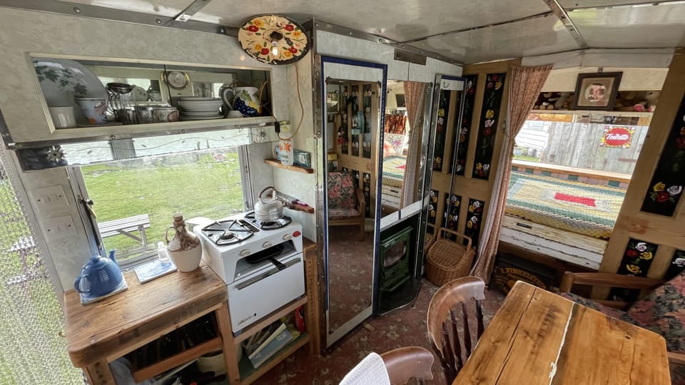 Cabin | Private kitchen | Electric kettle, highchair