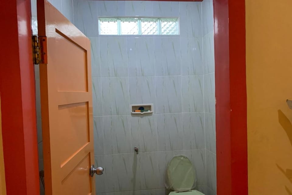 Standard Double Room | Laptop workspace, WiFi (free), bed sheets