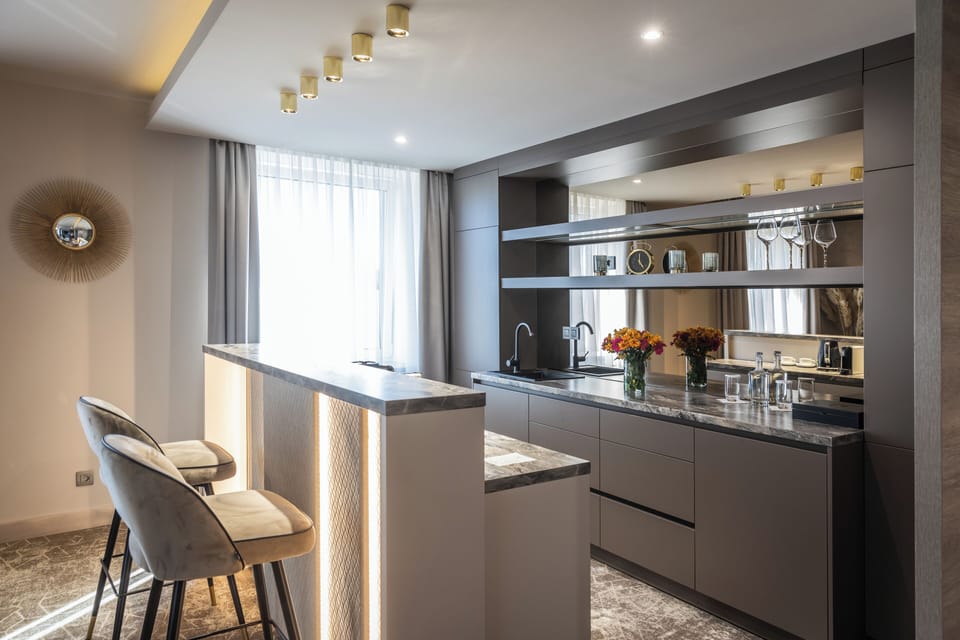 Exclusive Suite | Private kitchen | Espresso maker, coffee/tea maker, electric kettle