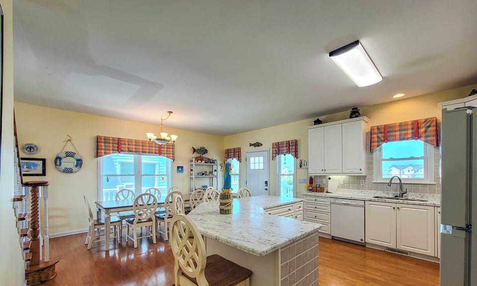 3584 Island Dr (The Proud Pelican [Int Refresh Ext]) - watermarked-84