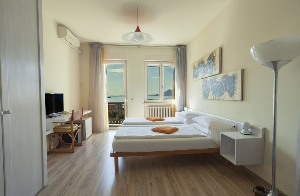 Minibar, in-room safe, desk, cribs (surcharge)
