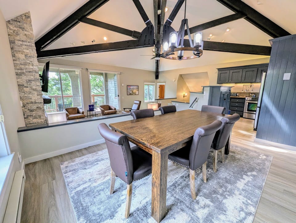 Lovely dining area for a memorable vacation meal!