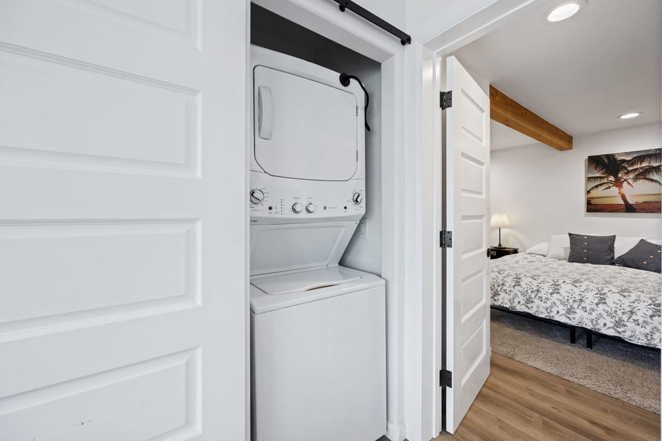 108MT -Washer and Dryer