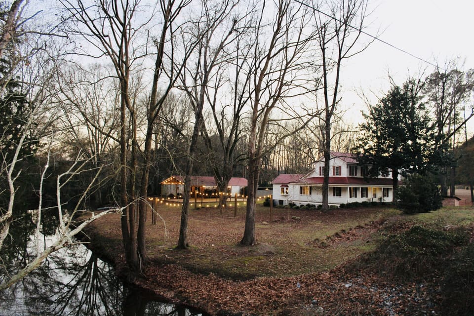 The farmhouse on Town Creek