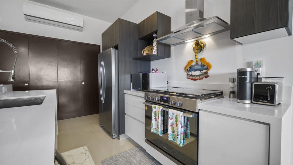 Spacious Kitchen