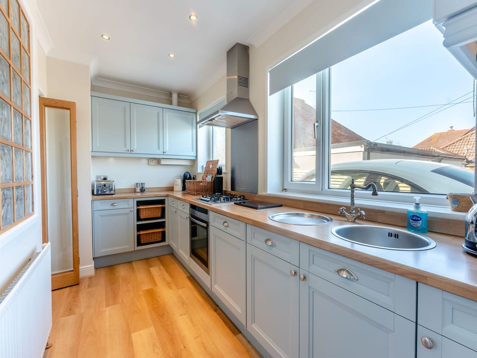 Kitchen | Beach Haven - Beach Haven Retreats, New Romney