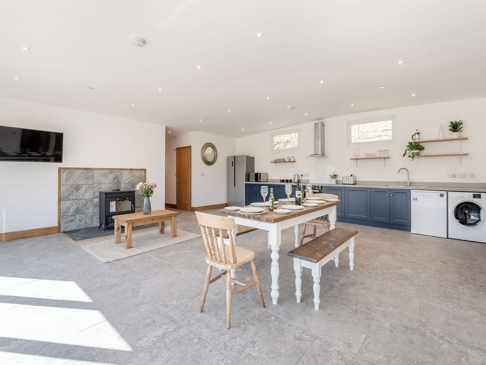 Open plan living space | Larchwood Lodge - Acre Luxury Lodges, Stanner, near Kington