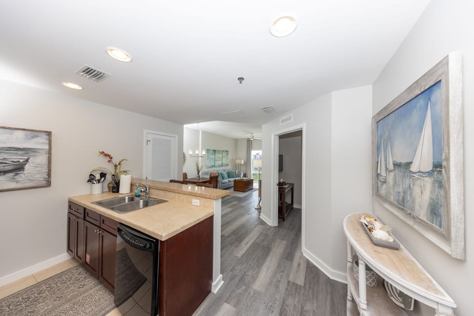 Spacious entry