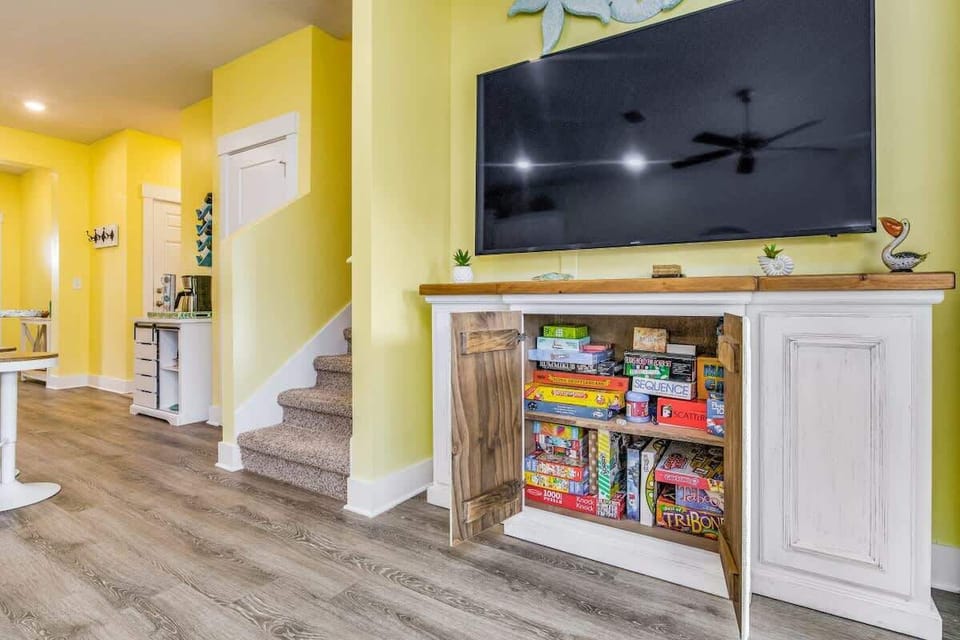 Living Room with Flat Screen TV & Huge Board Game Collection | Perdido Key Beach House