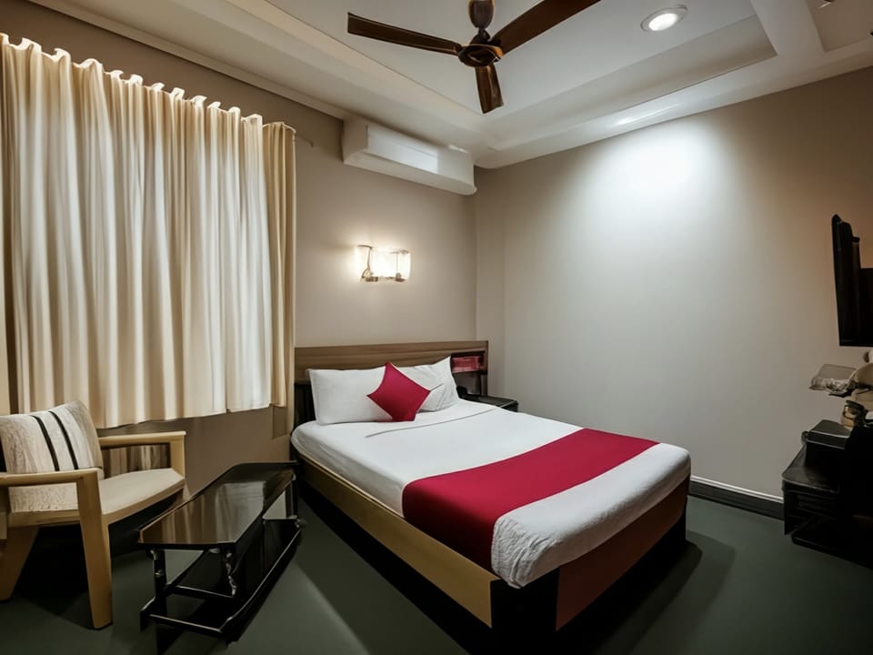 Deluxe Double Room | Memory foam beds, individually furnished, free WiFi, bed sheets