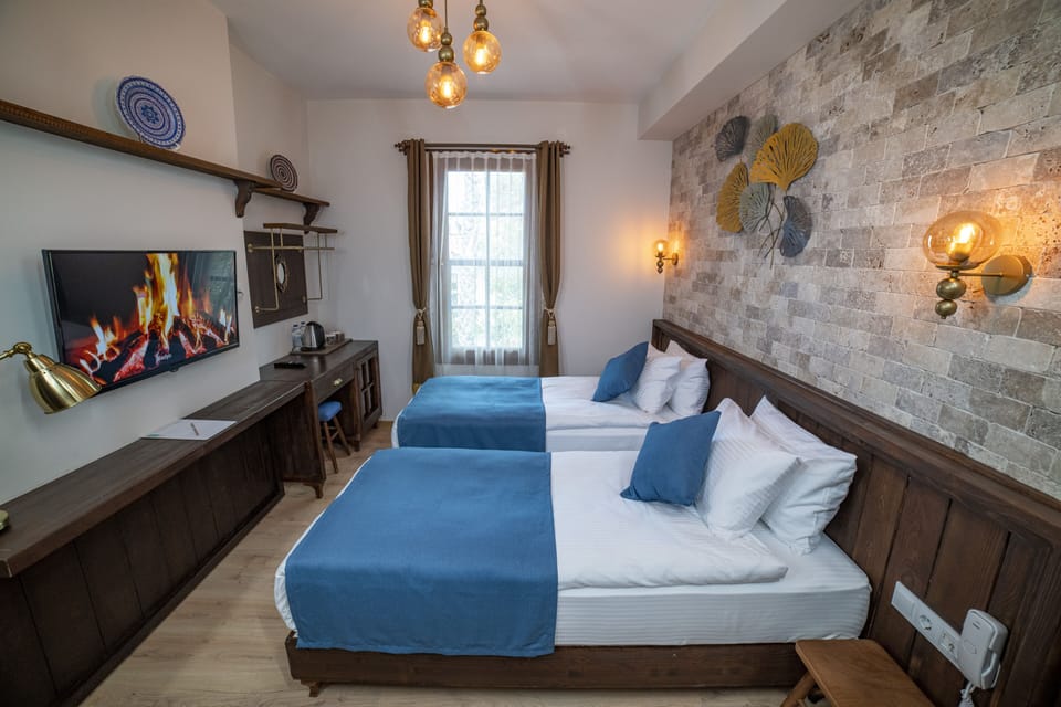Standard Twin Room | Premium bedding, minibar, soundproofing, free WiFi