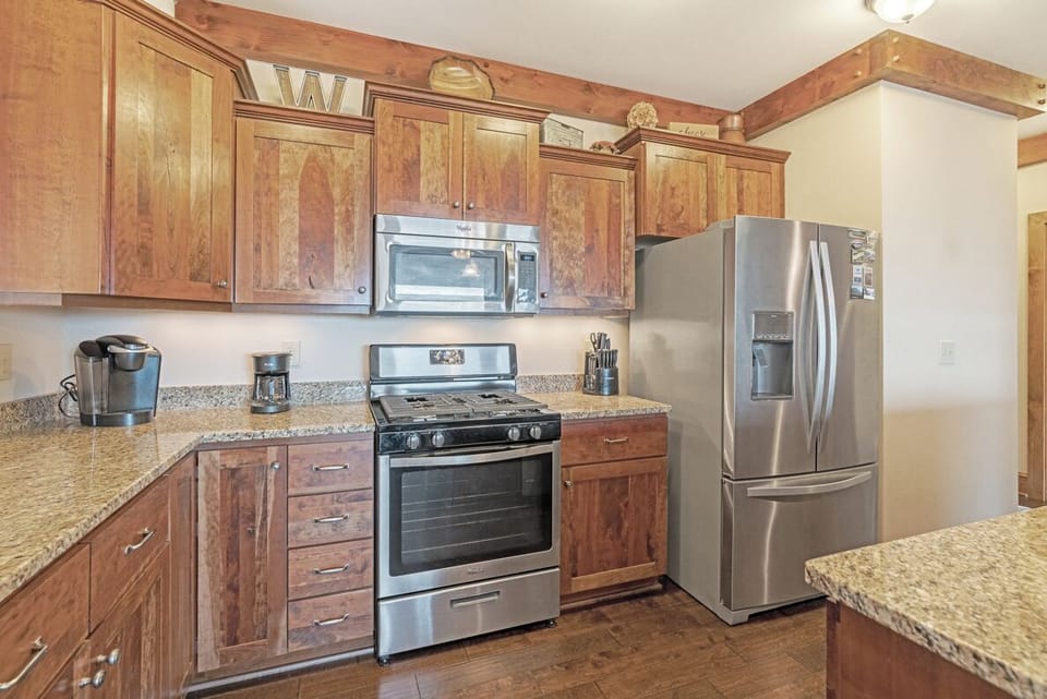 Kitchen--- Spacious with Plenty of Cabinet Space