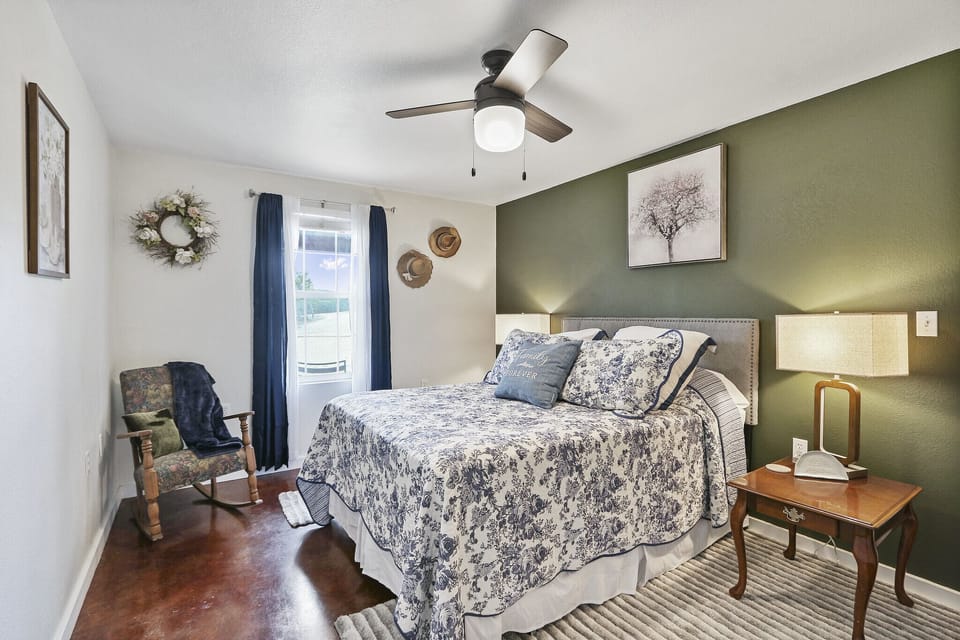 Bedroom 2 with a queen bed