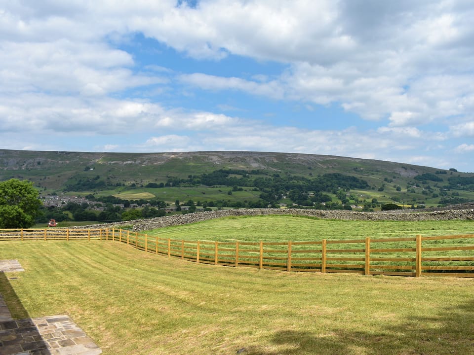 View | Deer Park Barn, Deer Park - Deer Park Holiday Lets, Harkerside, near Grinton