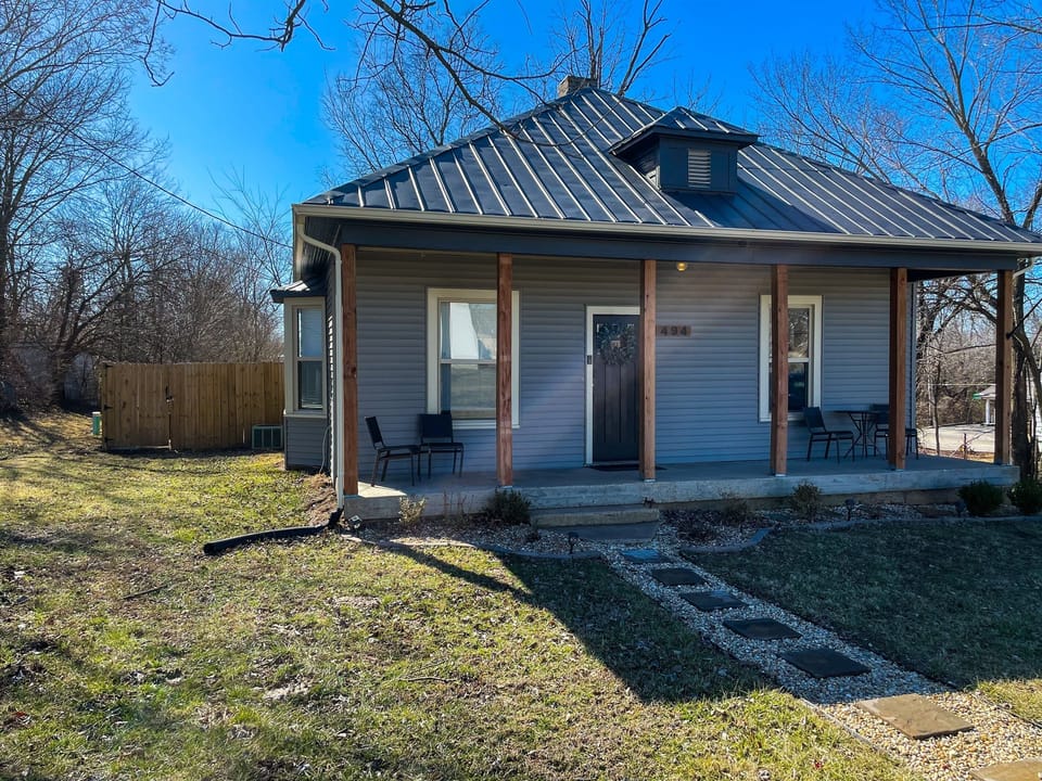 Front Yard & Front Porch