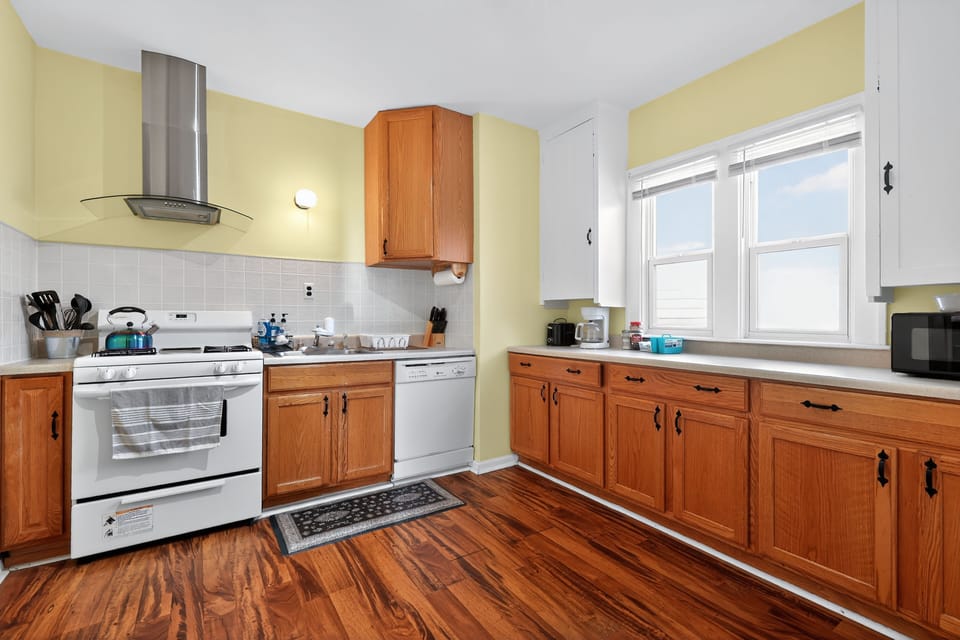 Fully stocked kitchen