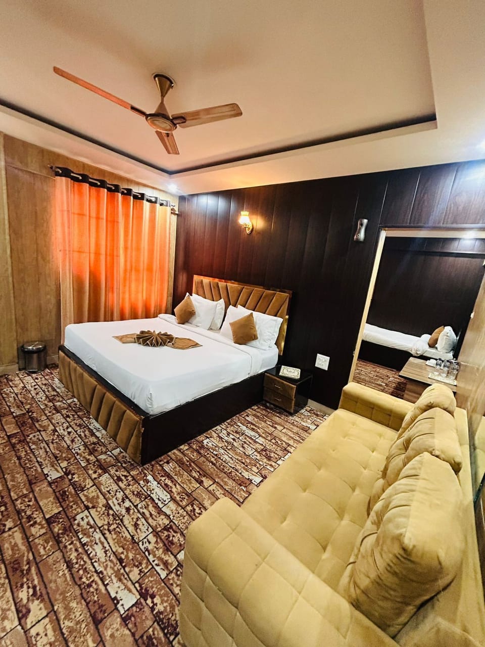 Rani Suite 6 Pax | Premium bedding, in-room safe, individually furnished