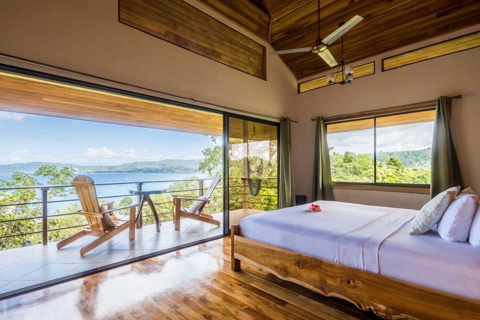 Bungalow with Panoramic Sea View | Egyptian cotton sheets, premium bedding, pillowtop beds, in-room safe
