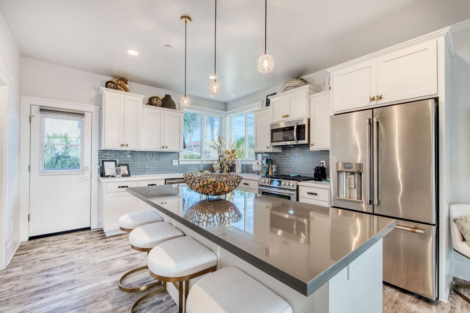 Granite countertops.