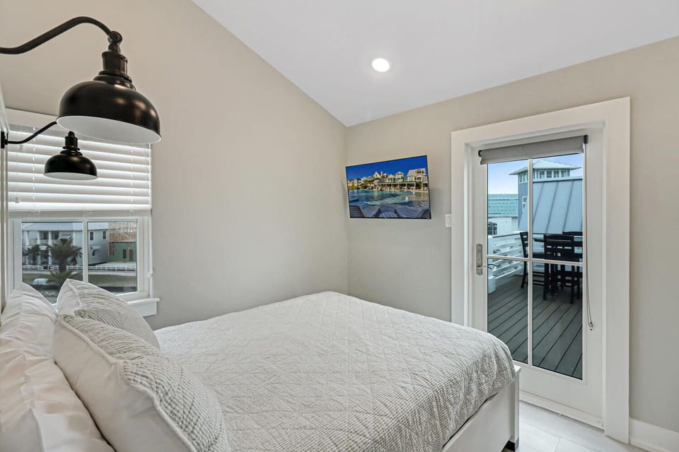 Queen Room, 3rd Floor