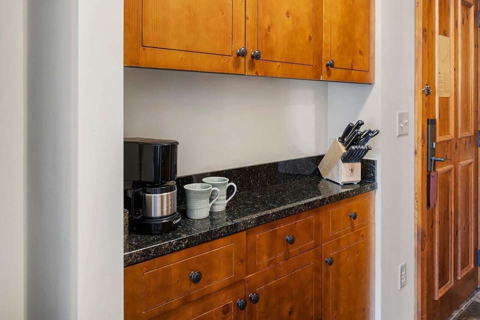 Kitchenette
