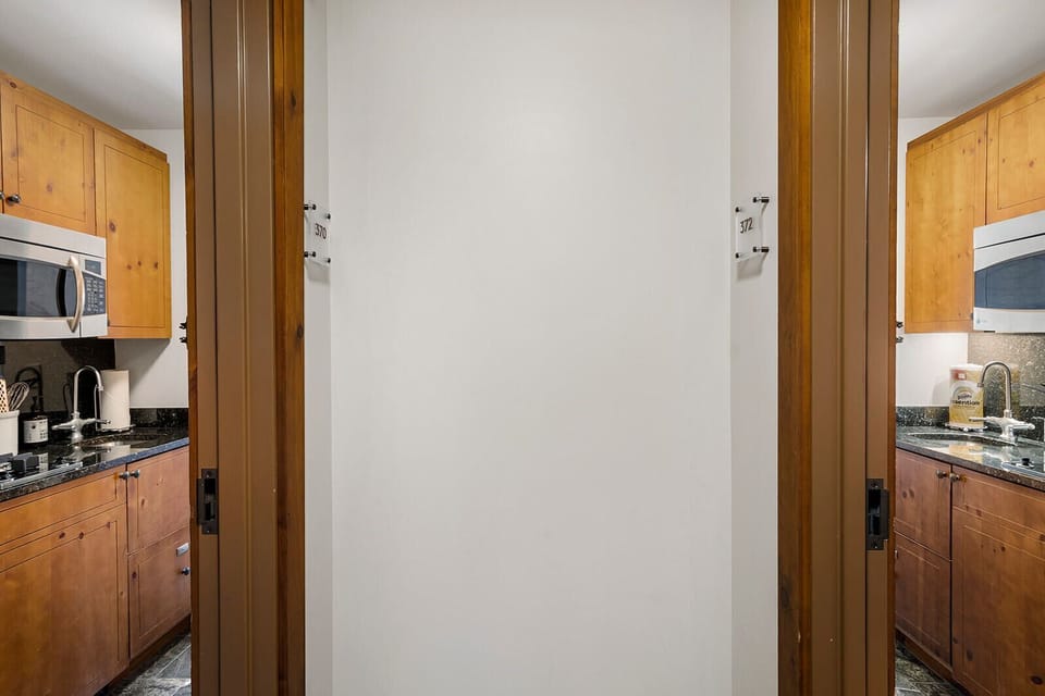 Private mini-hall connects the 2 studios. Can be locked to form a mudroom for Adjoining Studios