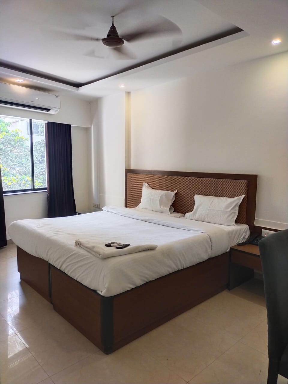 Deluxe Double Room | Desk, laptop workspace, free WiFi, bed sheets