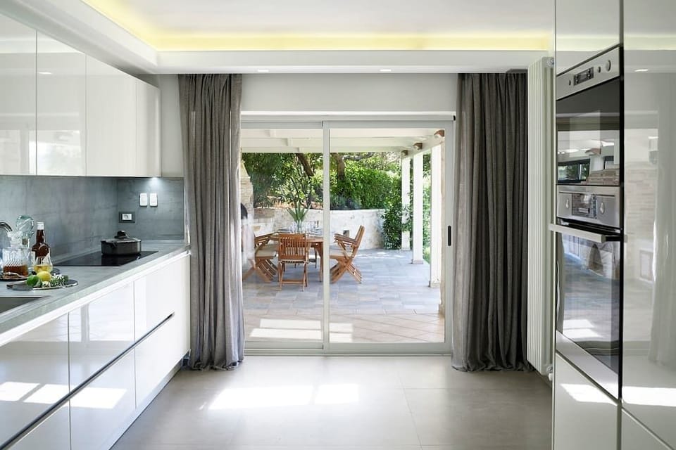 Villa Christina (Xris) - kitchen + patio