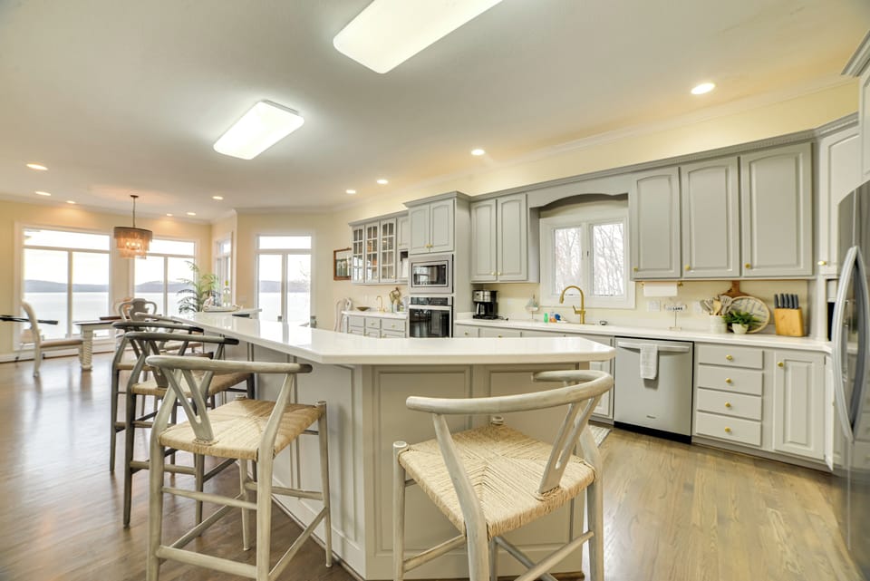 Kitchen | Cooking Basics | Coffee Maker | Main Level