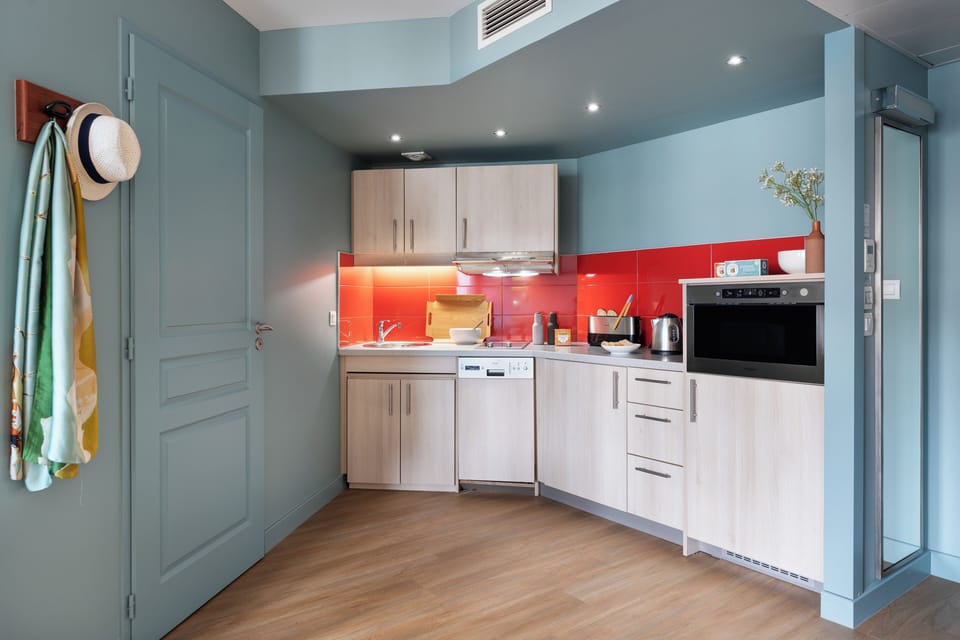 Private kitchenette