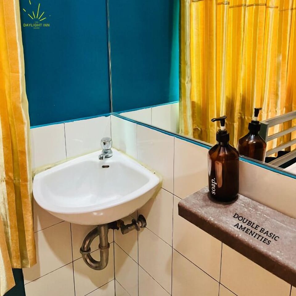 Basic Double Room, 1 Double Bed, Shared Bathroom | Desk, laptop workspace, free WiFi, bed sheets