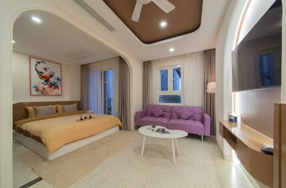 Luxury Family Apartment(321141417) | Premium bedding, down comforters, pillowtop beds, minibar