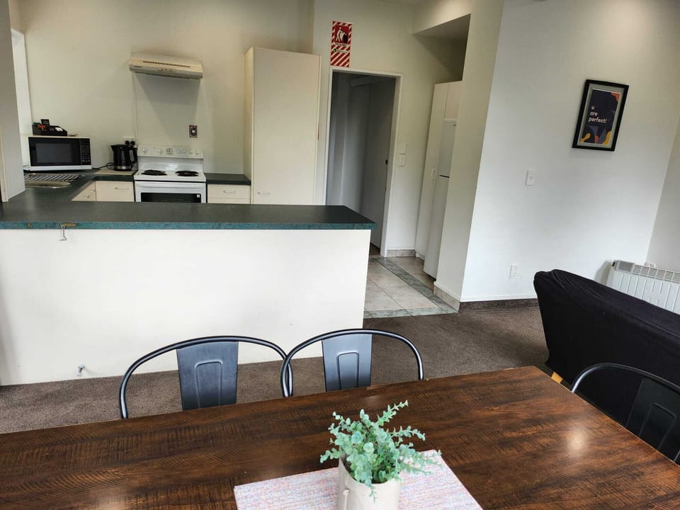 2 Bedrooms Apartment | Living area | 50-inch LCD TV with satellite channels, TV