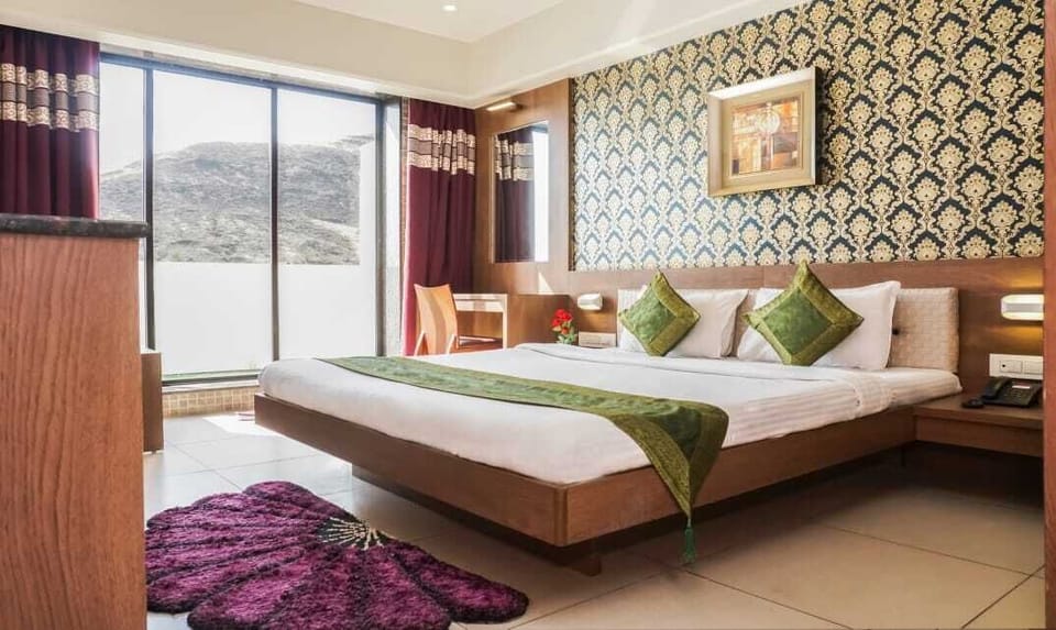 Executive Room | Free WiFi