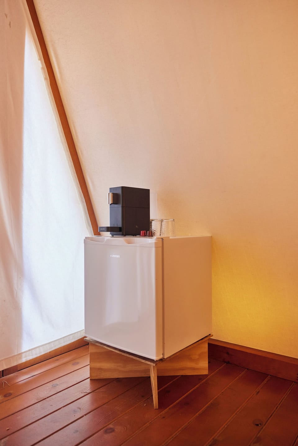 Standard Tent | Coffee and/or coffee maker