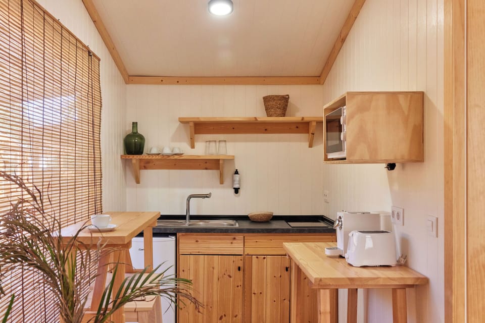 Deluxe Bungalow | Private kitchenette | Espresso maker