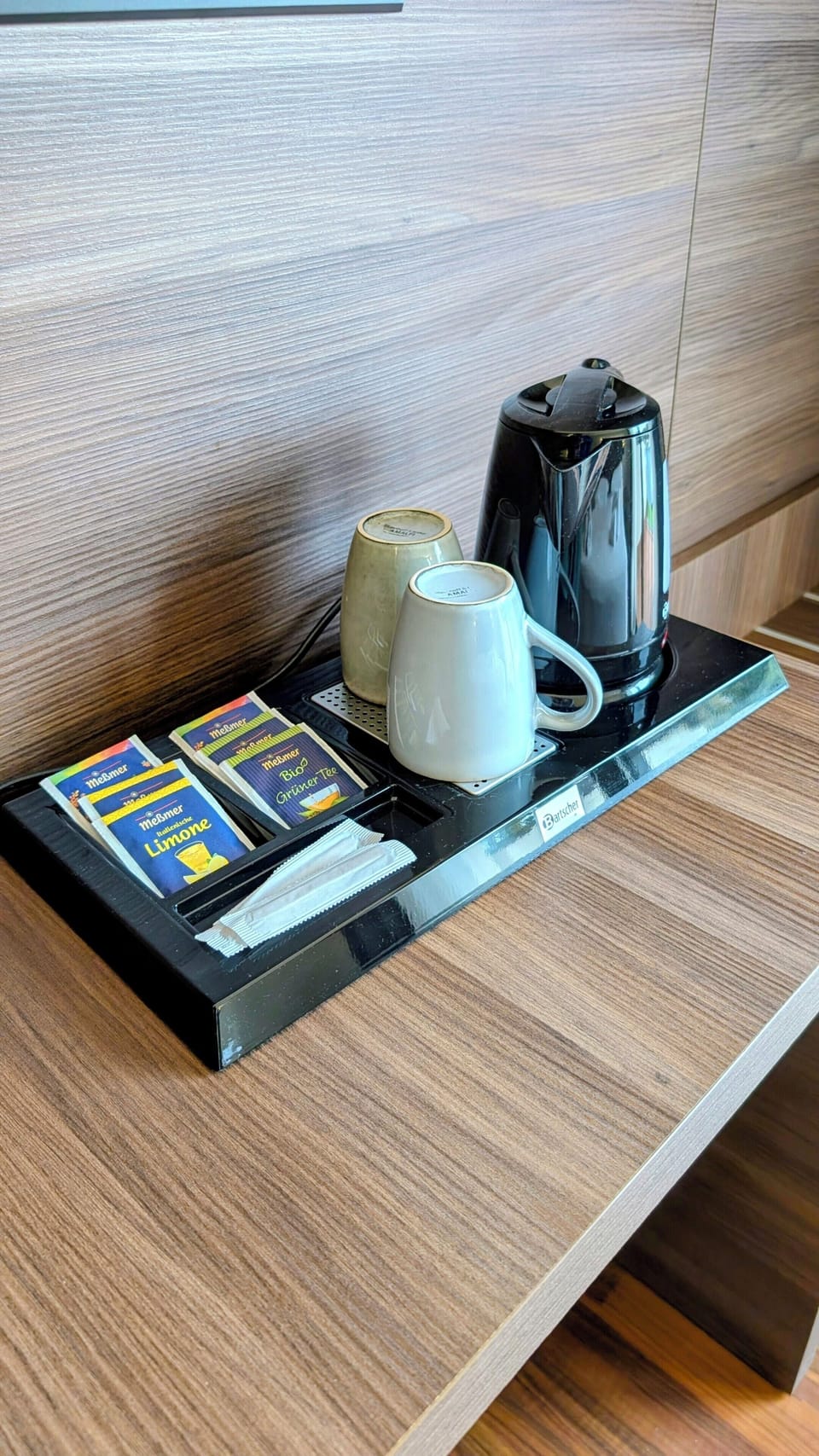 In-room safe, soundproofing, free WiFi, bed sheets