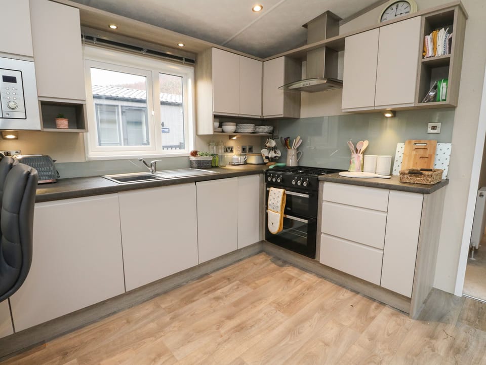 Fridge, dishwasher, electric kettle, toaster