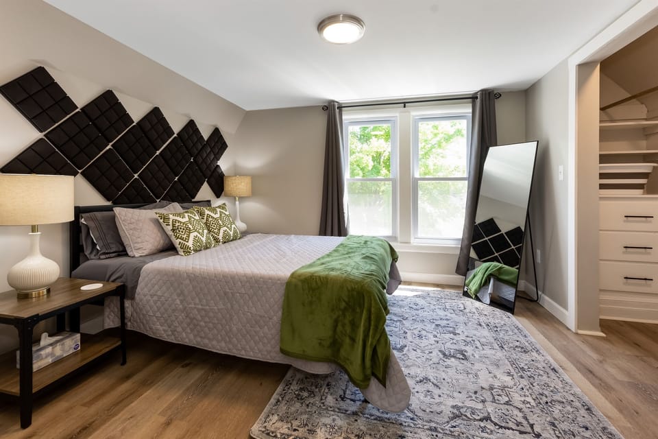 The perfect place to relax and unwind, or to get ready for a night out.