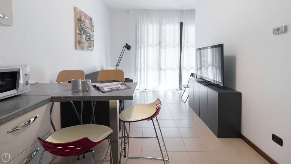 Apartment (1 Bedroom) | Interior