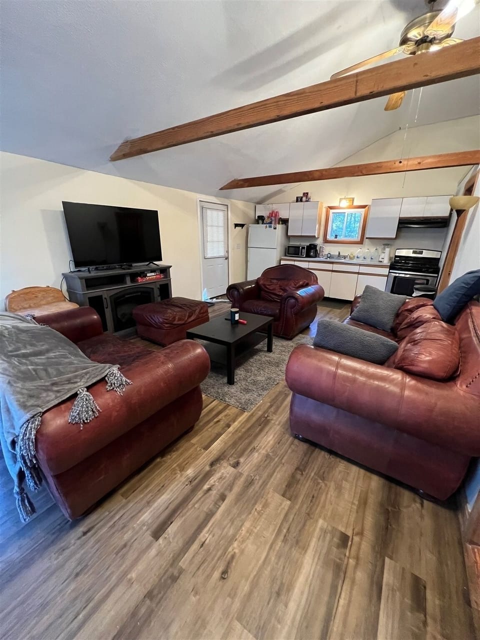 Cottage, 2 Bedrooms | Living area